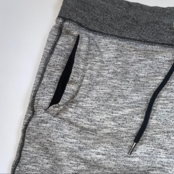 Aeropostale Men’s Marl Athletic Knit Shorts Carbon Grey Black, size Large - Picture 2 of 4